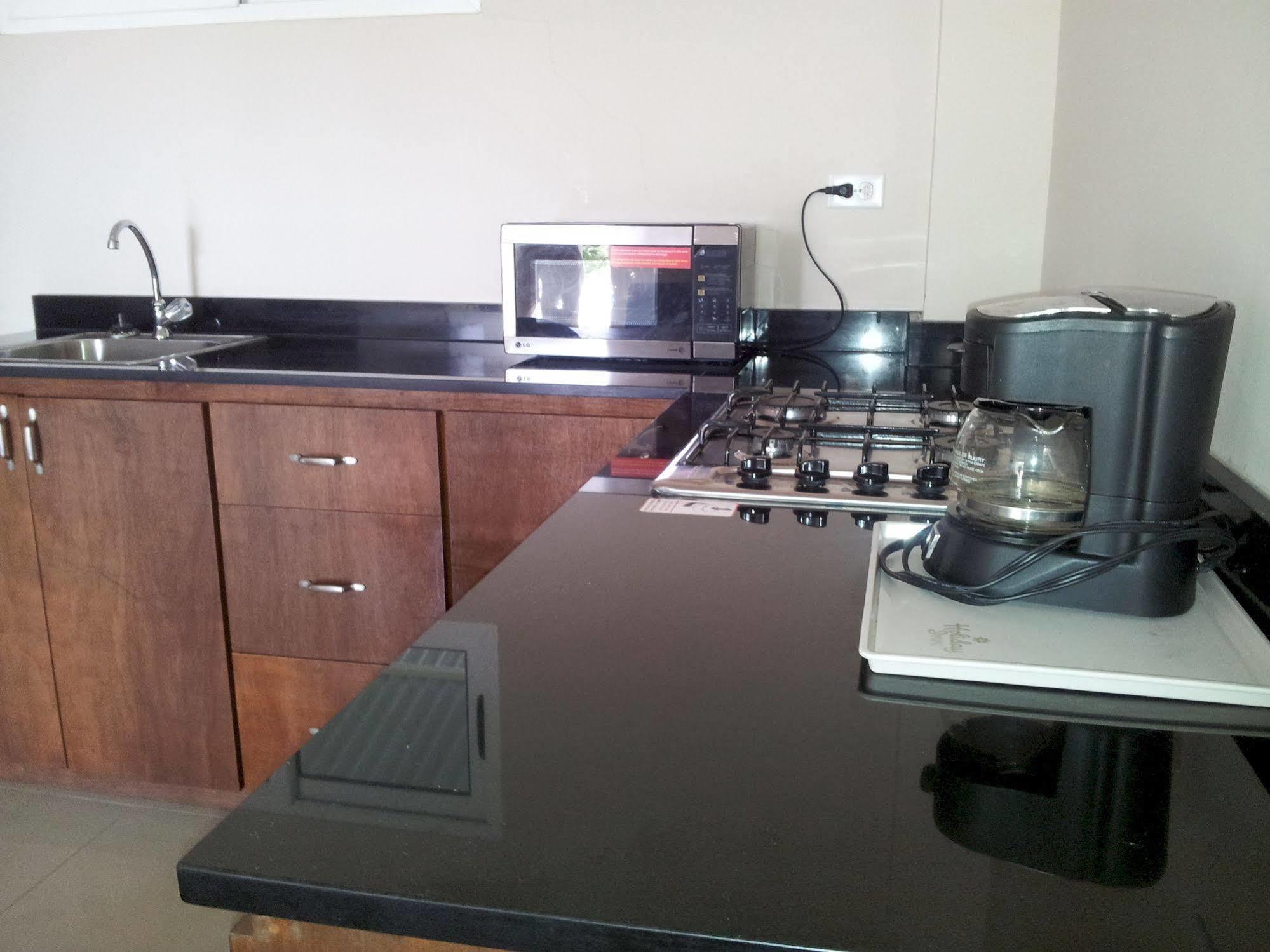 Agua Clara Eco Suites Ораниестад Екстериор снимка